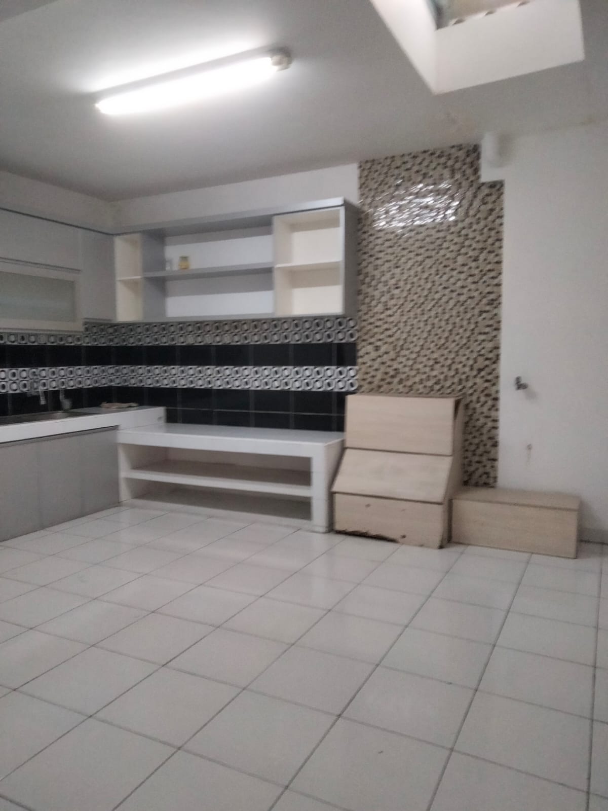 Rumah Disewakan di Cluster Dago Lippo Cikarang 